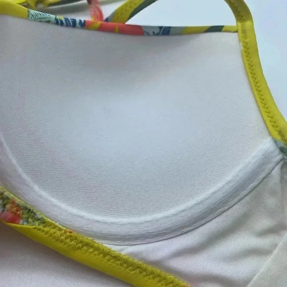 Shade and shore yellow  floral bikini top 32B - Picture 6 of 11